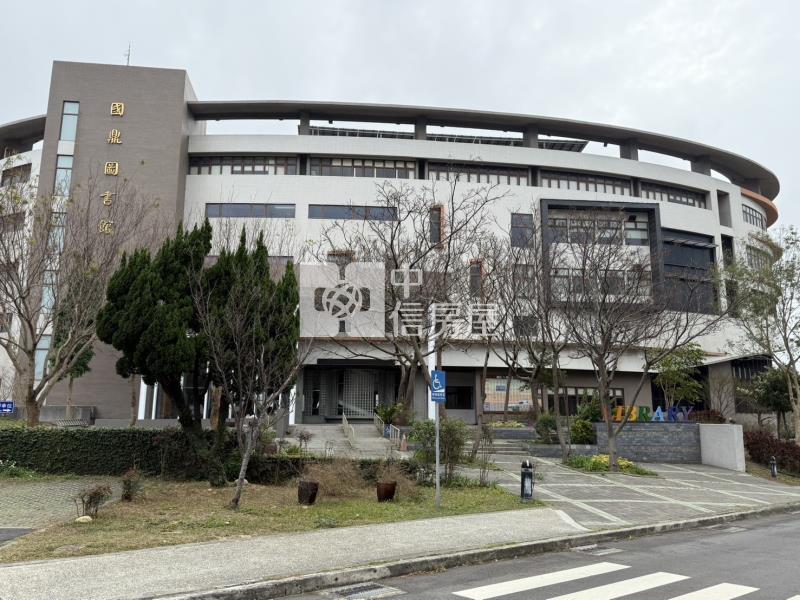 G041苗栗聯大段丙種景觀建地房屋室內格局與周邊環境