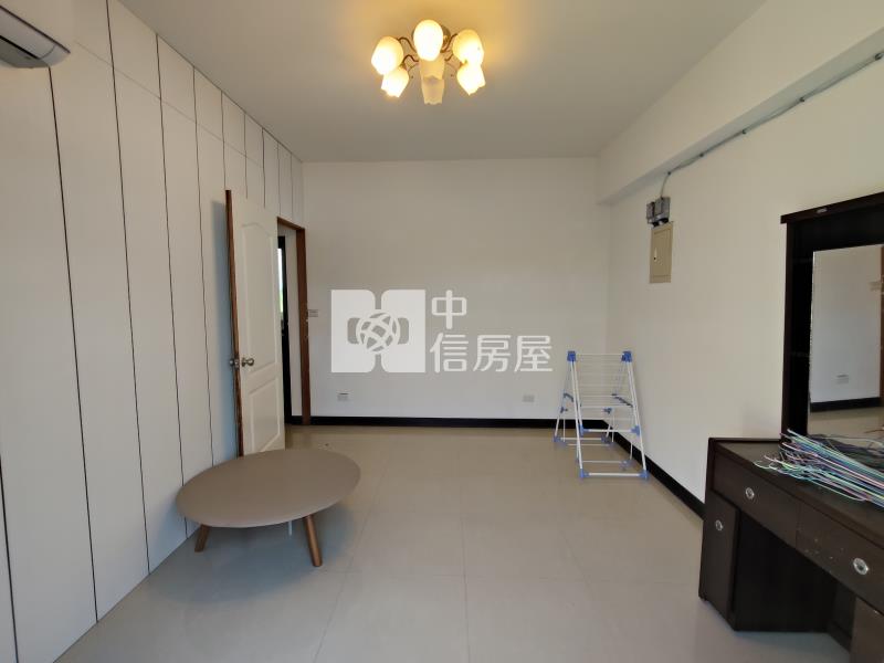 中壢6房店住雙車別墅房屋室內格局與周邊環境