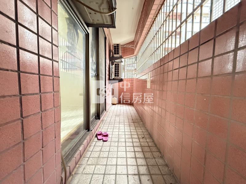 近楊梅交流道.愛買商圈電梯美三房房屋室內格局與周邊環境
