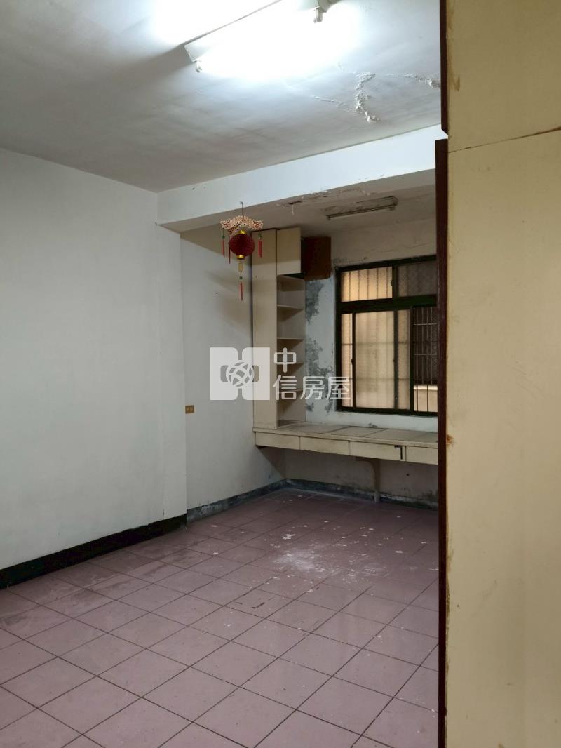 龍潭交流道旁透天房屋室內格局與周邊環境