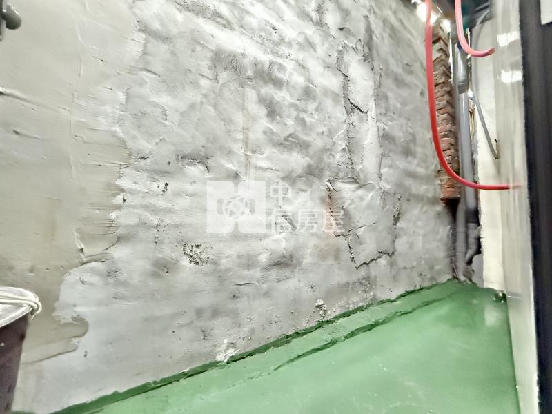 中興商圈河濱公園旁超便宜小資透天厝房屋室內格局與周邊環境