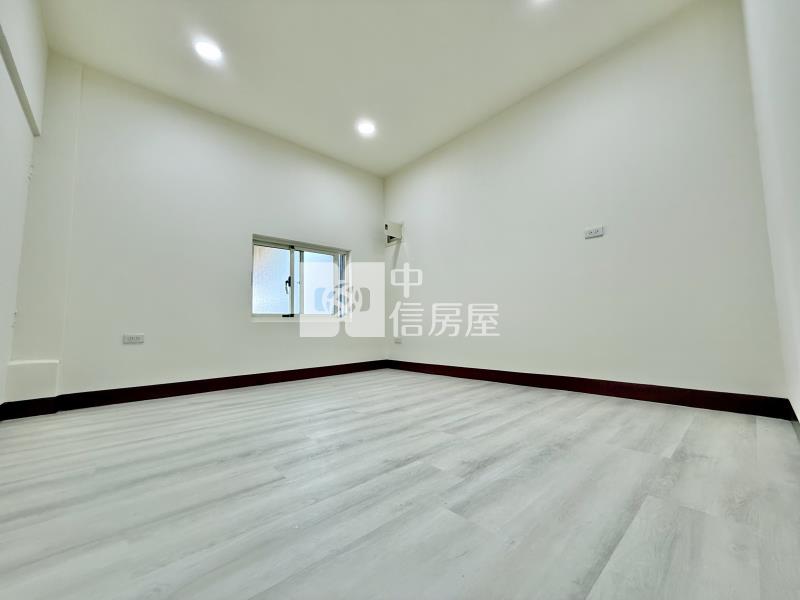 中興商圈河濱公園旁超便宜小資透天厝房屋室內格局與周邊環境