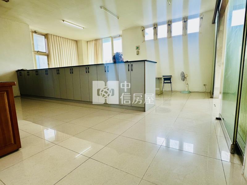 中華食品工業廠房房屋室內格局與周邊環境