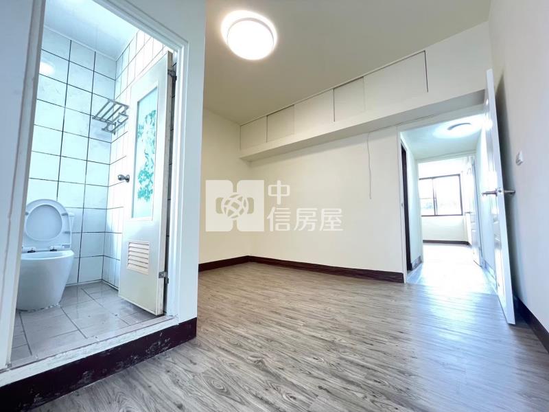 太平家樂福美透天房屋室內格局與周邊環境