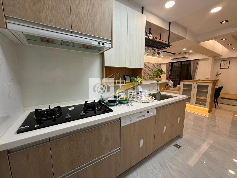 【星鑽】龍保雅士|龍科帝苑・3+1房雙衛・雙電梯純住社區+車房屋室內格局與周邊環境