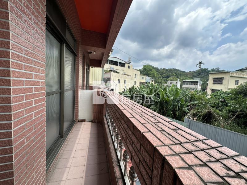 北中寮爽文國小旁美別墅房屋室內格局與周邊環境