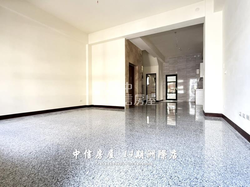 新光全新臨路電梯別墅房屋室內格局與周邊環境