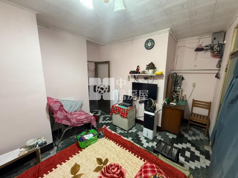 楊梅新榮路低總價透天房屋室內格局與周邊環境