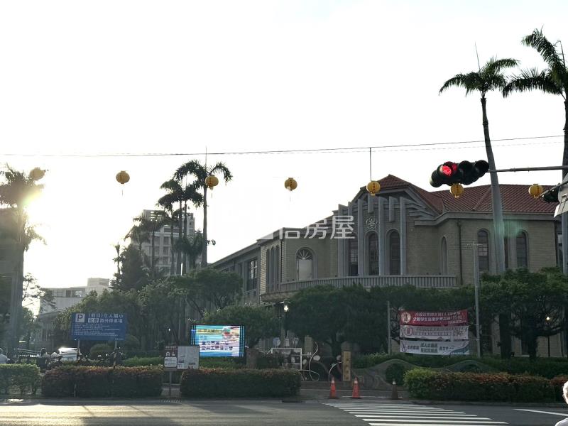 立人國小旁活巷RC靓車墅(專)房屋室內格局與周邊環境