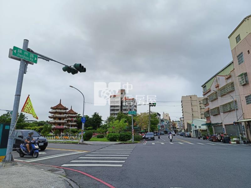 前鎮鎮州路△建地房屋室內格局與周邊環境