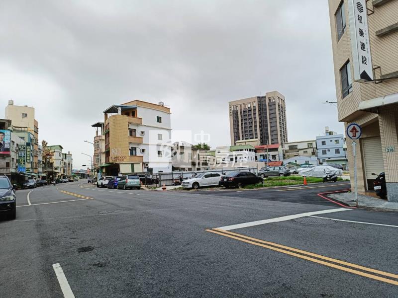 前鎮鎮州路△建地房屋室內格局與周邊環境
