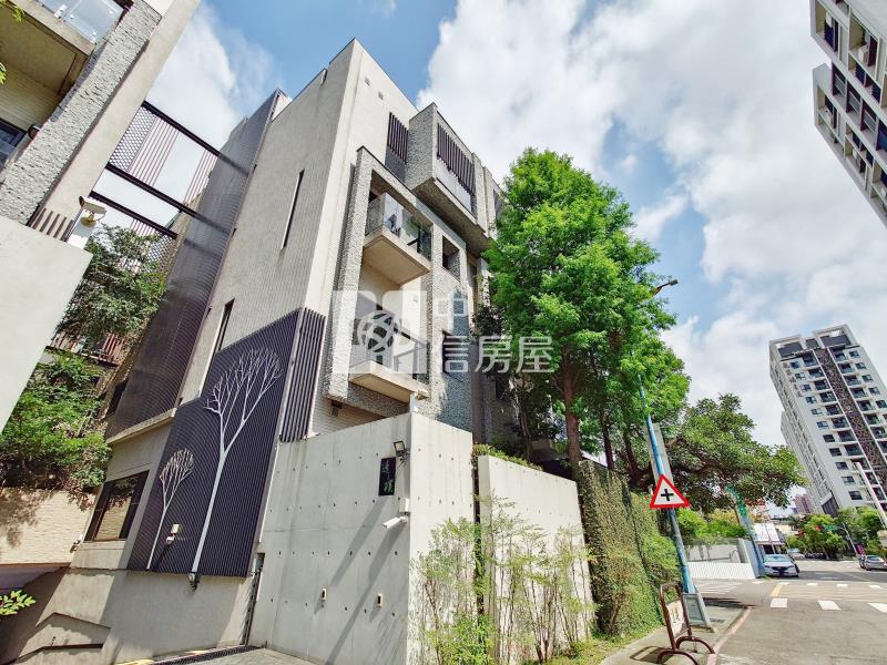 12期透與璞電梯豪墅4平車房屋室內格局與周邊環境