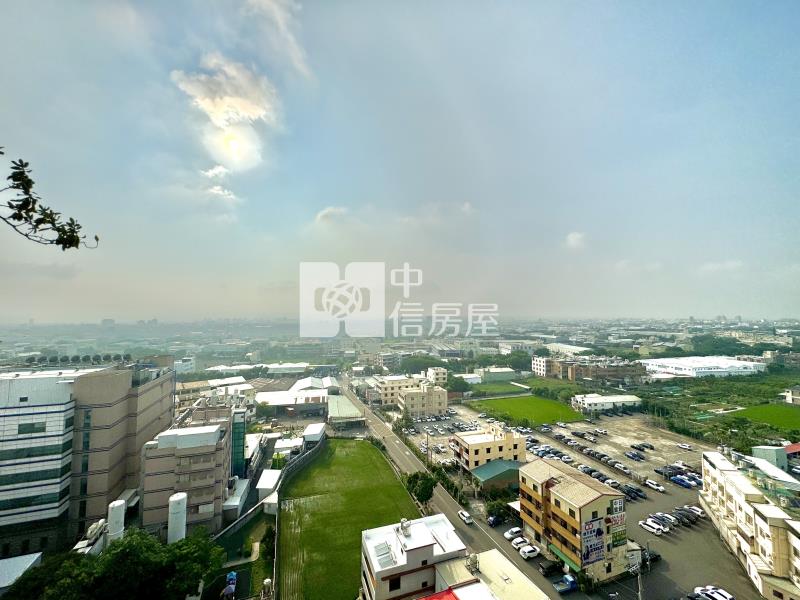 順天豐華|全新交屋高樓無限視野兩房平車房屋室內格局與周邊環境