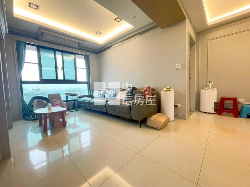 桃園龍山國小三房+雙車房屋室內格局與周邊環境