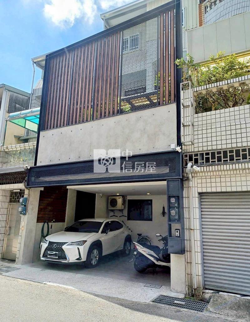 東寧商圈併排雙車典雅美墅房屋室內格局與周邊環境