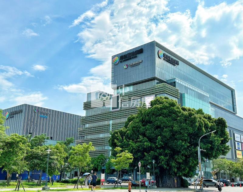 東寧商圈併排雙車典雅美墅房屋室內格局與周邊環境
