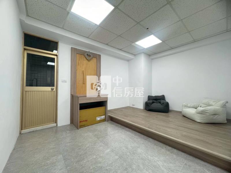 港坪公園車位店住房屋室內格局與周邊環境