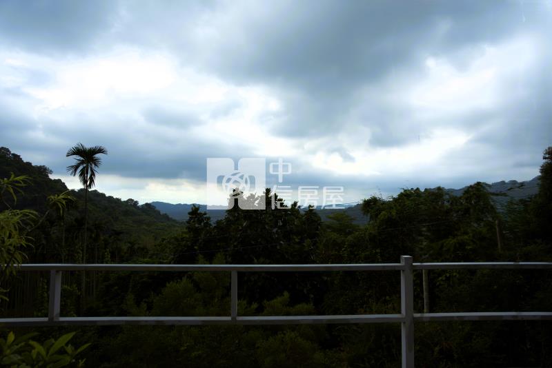 @太平千坪景觀農地@有兩層大平台.遠眺西海岸.無敵景觀.房屋室內格局與周邊環境