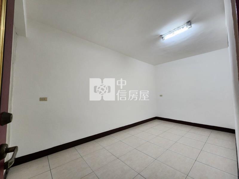 鄰中原商圈低總價美三房房屋室內格局與周邊環境