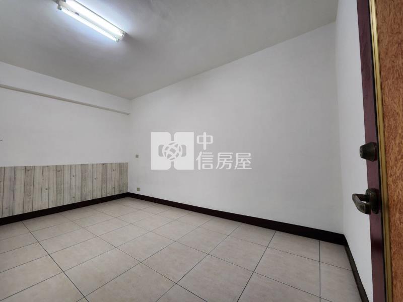 鄰中原商圈低總價美三房房屋室內格局與周邊環境