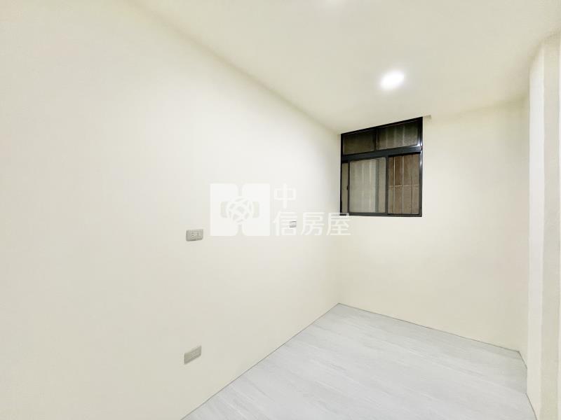 水湳市場全新整理美透天房屋室內格局與周邊環境