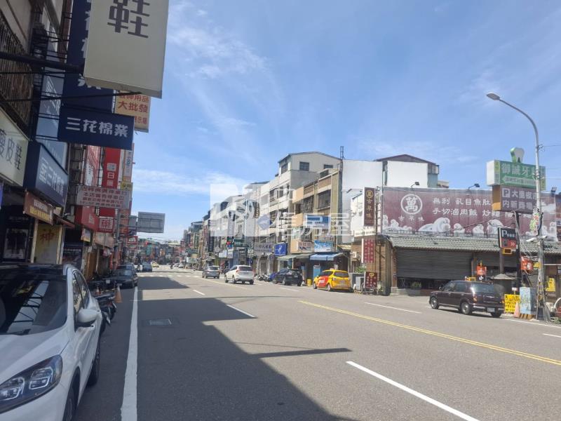 正中興路屈臣氏黃金店鋪房屋室內格局與周邊環境