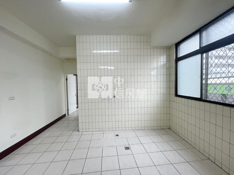 松安街全新整理三房(專任)房屋室內格局與周邊環境