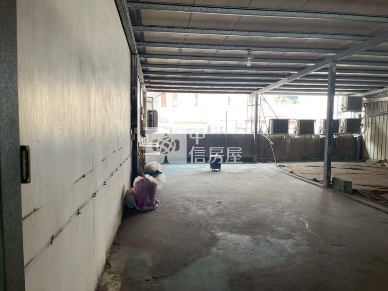 正普義路黃金透店房屋室內格局與周邊環境