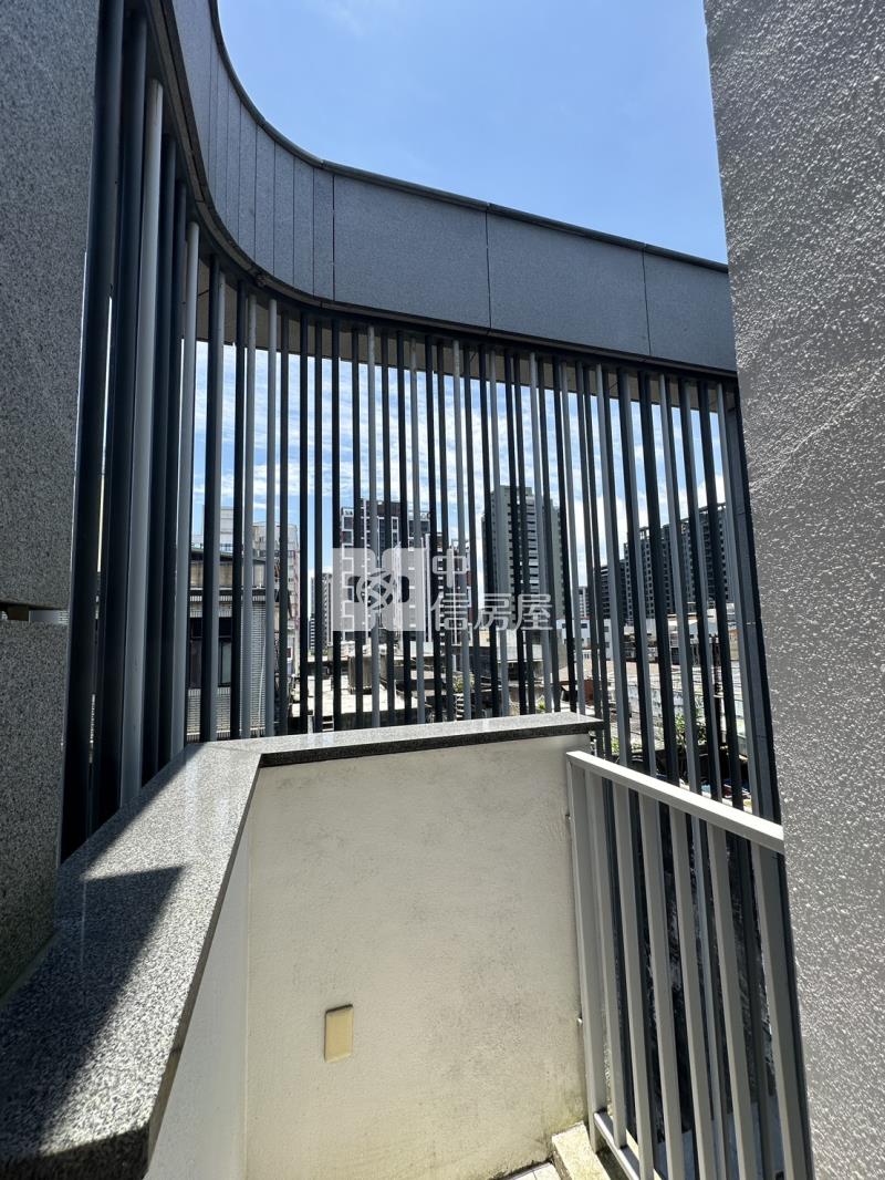 朝陽公園旁電梯豪宅房屋室內格局與周邊環境