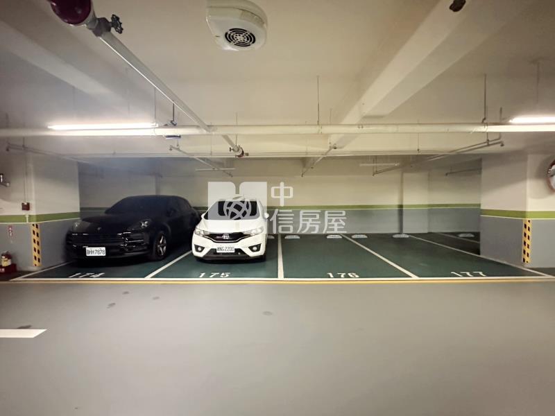 11期仁美勝美築精美2房平車房屋室內格局與周邊環境