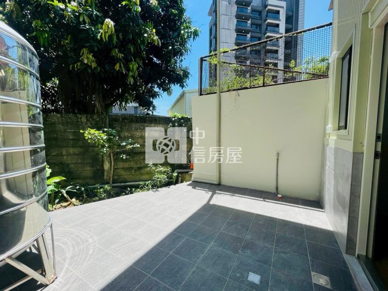 【奔馳】大竹全新獨棟鋼構挑高透店房屋室內格局與周邊環境