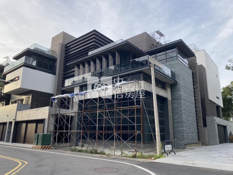 善化火車站全新電梯品味店面房屋室內格局與周邊環境