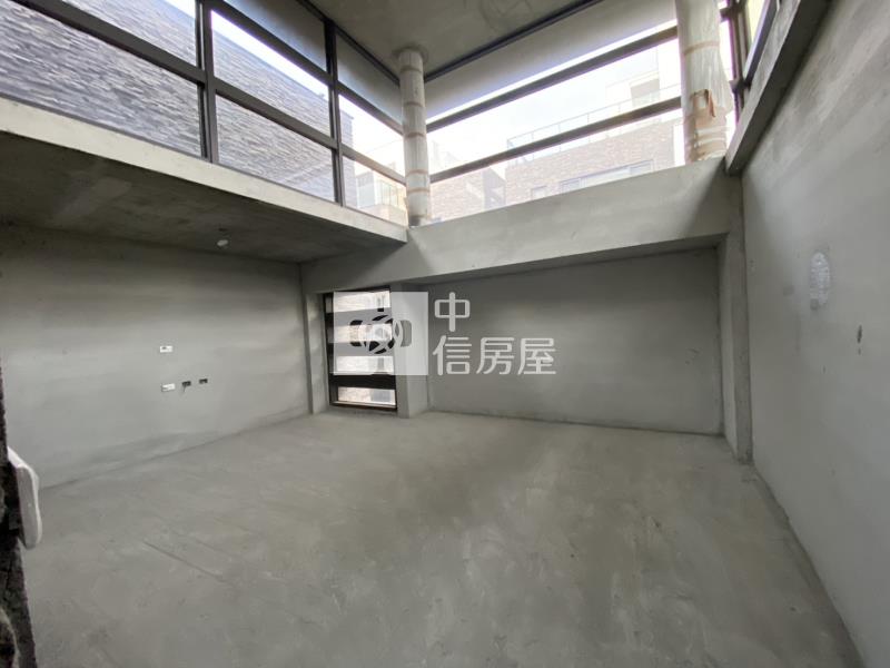 善化火車站全新電梯品味店面房屋室內格局與周邊環境