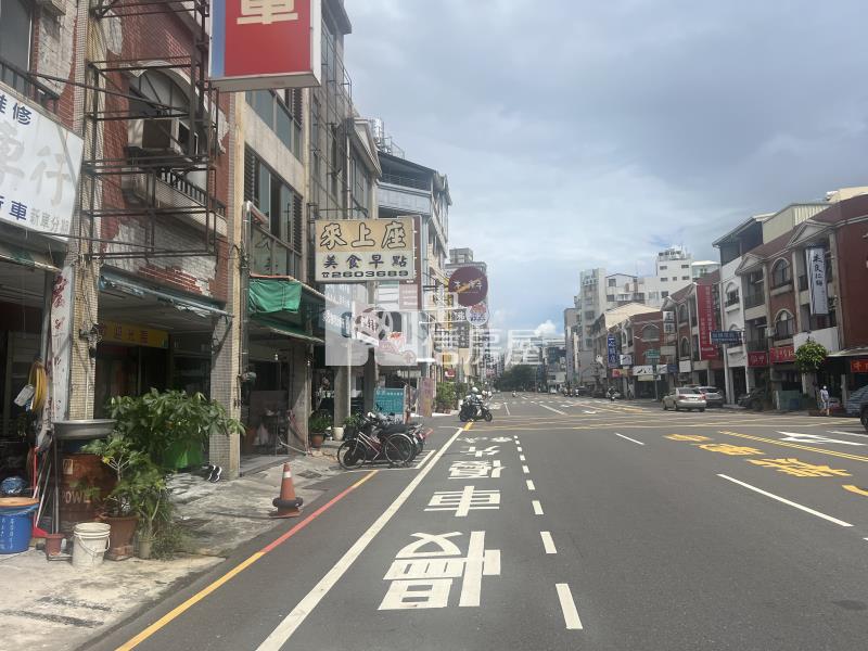 崇明路黃金透店房屋室內格局與周邊環境