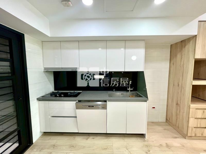 11期佳泰大崇德次頂絕美三房平車房屋室內格局與周邊環境