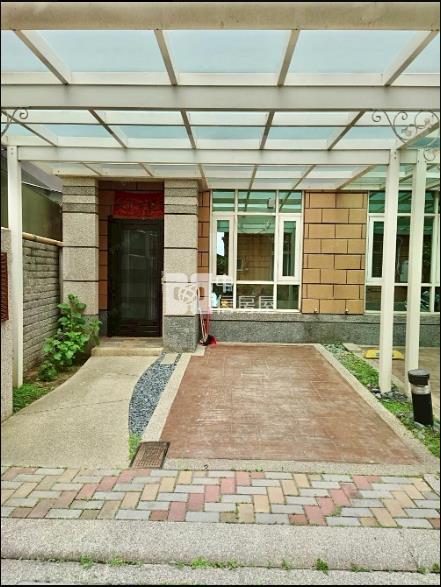 山仔頂【陶園新世界】前院停車美別墅房屋室內格局與周邊環境