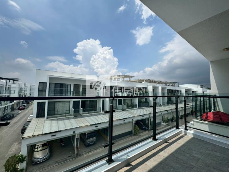 斗六科邨輕屋齡雙車邊間美別墅房屋室內格局與周邊環境