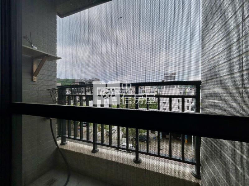 北屯十期｜佳福青樂｜精裝三房平車樹梢戶房屋室內格局與周邊環境