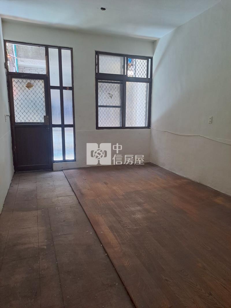 鼎山家樂福公寓價俗透天房屋室內格局與周邊環境