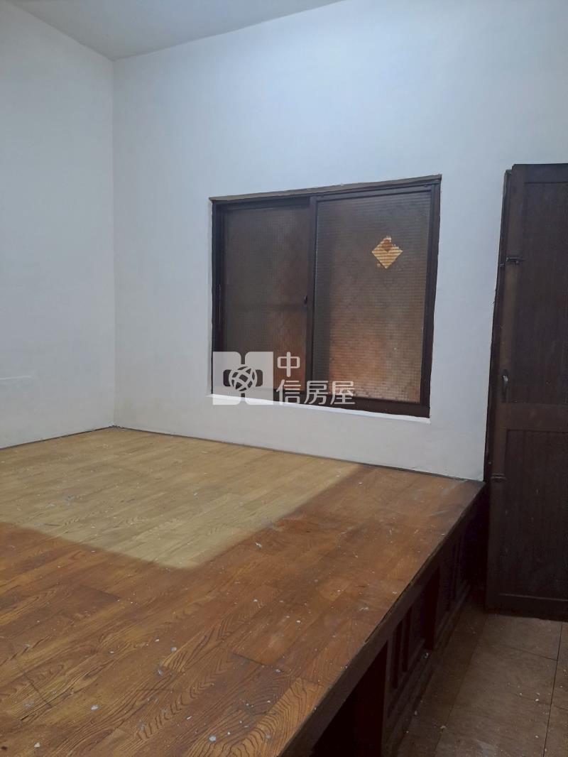 鼎山家樂福公寓價俗透天房屋室內格局與周邊環境