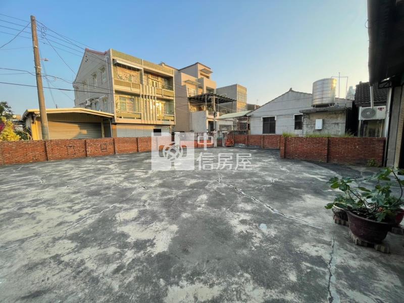 仁德二層行建地房屋室內格局與周邊環境