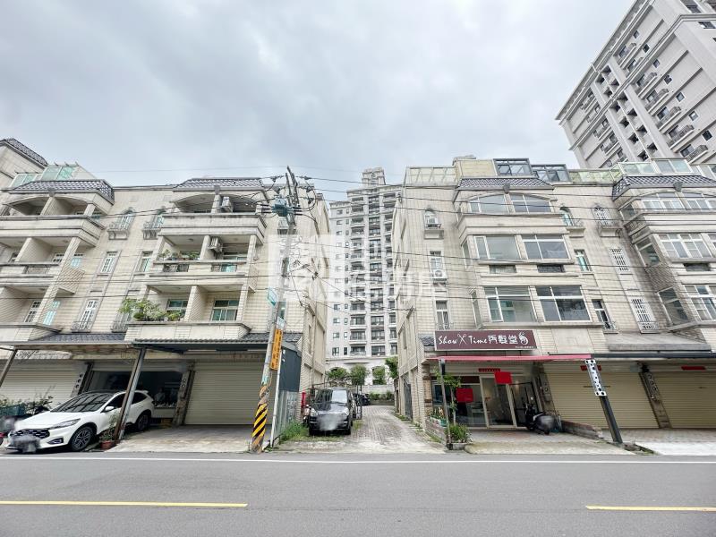 山仔頂福壽路美別墅房屋室內格局與周邊環境