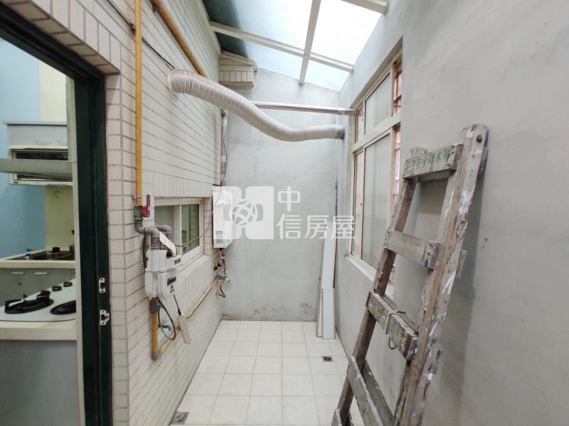 山仔頂福壽路美別墅房屋室內格局與周邊環境