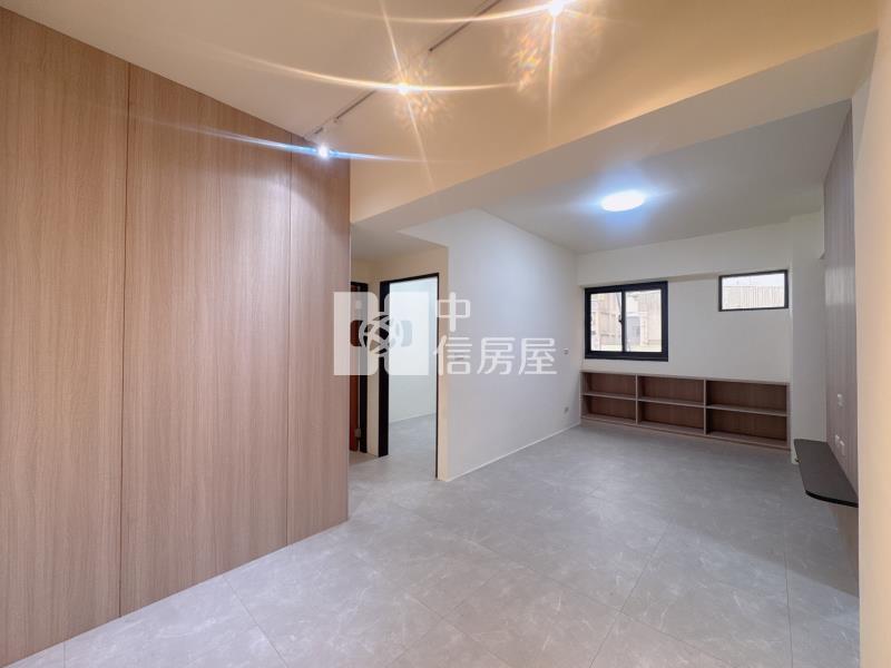 中壢體育園區稀有電梯美2房房屋室內格局與周邊環境