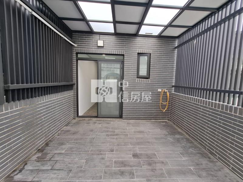 仁德鄰近東區整新車墅房屋室內格局與周邊環境