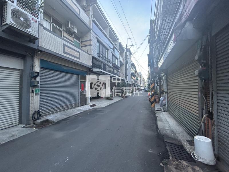 安和商圈全新整修車墅房屋室內格局與周邊環境