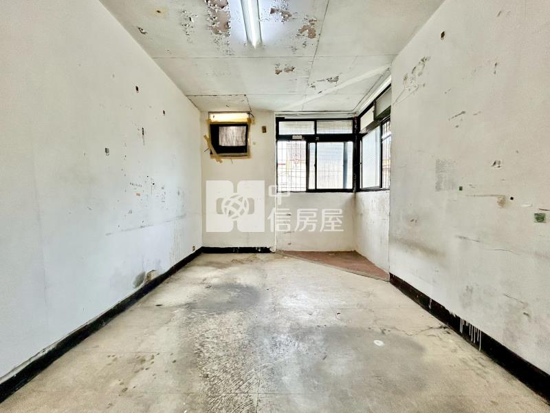 低總價活巷透天房屋室內格局與周邊環境