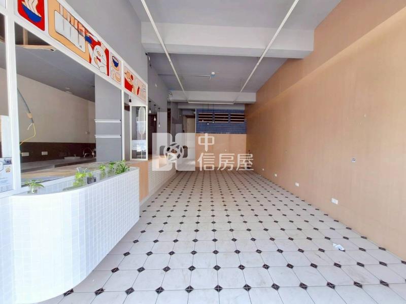 中國醫麥當勞旁黃金透店房屋室內格局與周邊環境