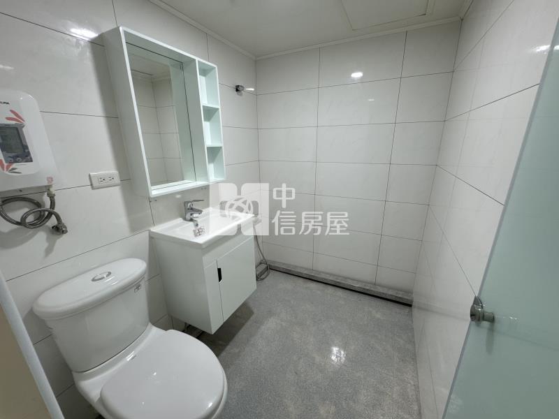 中國醫高投報電梯美套房屋室內格局與周邊環境