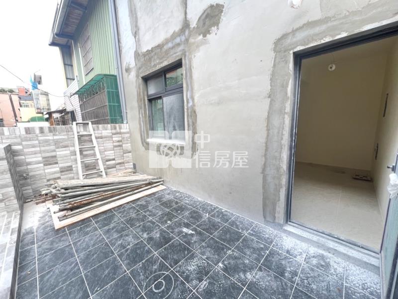 【新世紀】近體育園區全新整理透天房屋室內格局與周邊環境